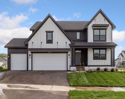 10181 Peony Lane N, Maple Grove