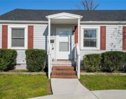 416 Colonial Avenue, Hampton West image