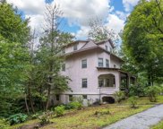 15 Woodcliff Rd, Newton image