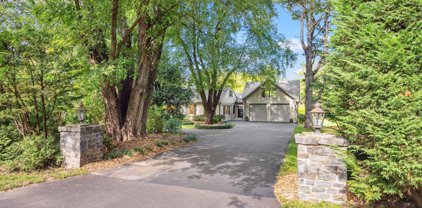 10511 S Glen Rd, Potomac