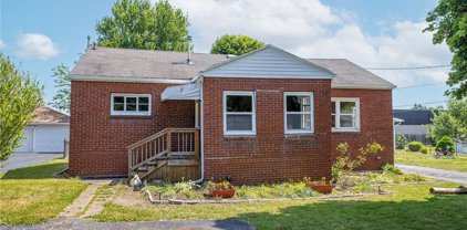 10 Park  Avenue, Oakfield
