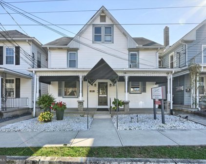 748 State St, Lemoyne