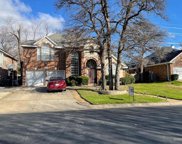 809 Forest Crossing  Drive, Hurst image