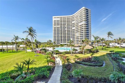 260 SEAVIEW Court Unit 210, Marco Island