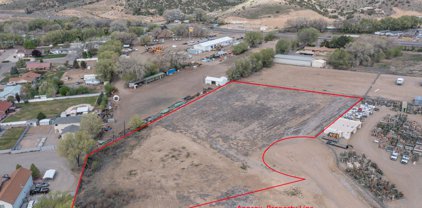 11 Road 3515, Flora Vista