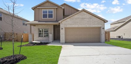 512 Fawndale Pt, Cibolo