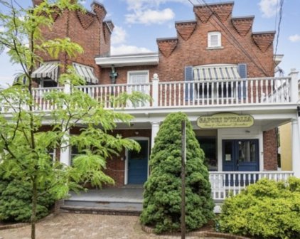 7 W Main St, Mendham Boro