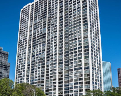 2800 N Lake Shore Drive Unit #902, Chicago