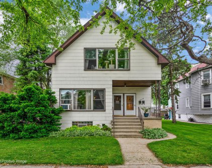 4638 N Kenton Avenue, Chicago