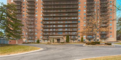 4550 Warwick Boulevard Unit #910, Kansas City