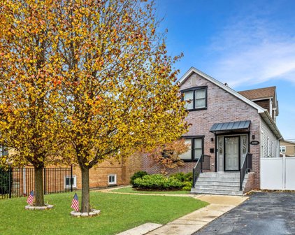 6252 N Nagle Avenue, Chicago