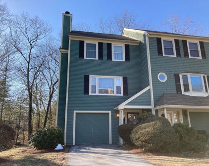 17 Walnut Circle, Merrimack