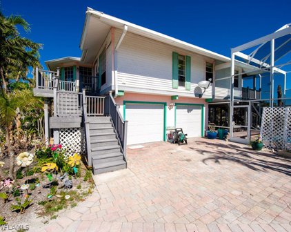926 Lindgren  Boulevard, Sanibel