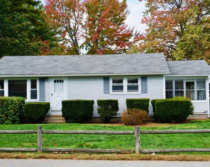 7 McElwain Street, Merrimack