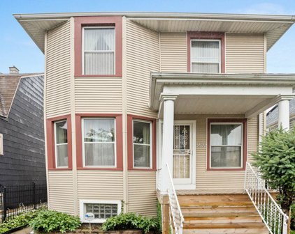 3622 N Kedzie Avenue, Chicago