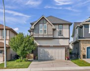 2106 Hillcrest Green Sw, Airdrie image
