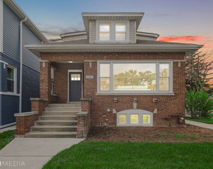 5459 W Grace Street, Chicago