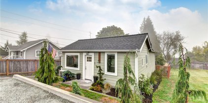 7517 Highland Drive, Everett