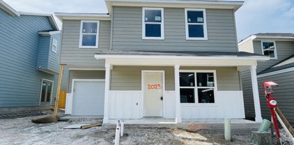 2023 Silver Oak Dr Unit 27-C, San Antonio