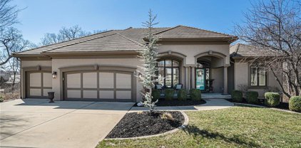 6112 Arbor Way, Parkville