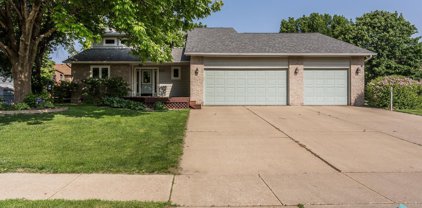 1601 S Larkspur Trl, Sioux Falls