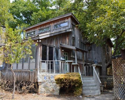 320 E Chase Street, Navasota