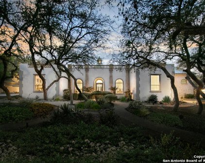 111 Lacey Oak, San Antonio