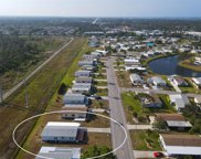743 Tangerine Woods Boulevard, Englewood image