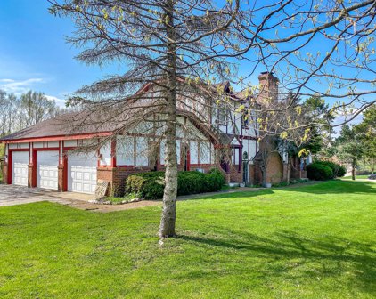 6N860 Crane Road, St. Charles