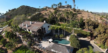 25147 Jack Rabbit Acres, Escondido