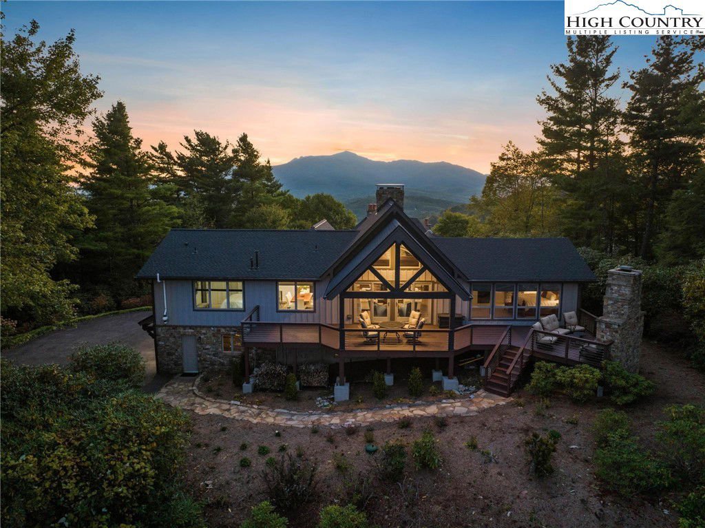 261 Misty Ridge Lane, Blowing Rock, 28605