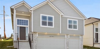 6761 Prairie Lane, Parkville