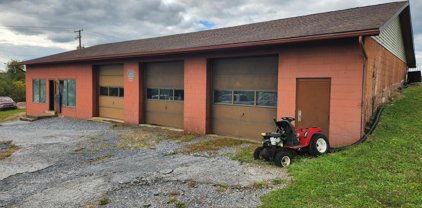 140 Hershey Rd, Hummelstown