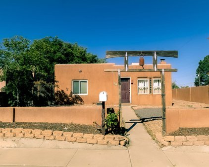 631 Tulane Drive NE, Albuquerque