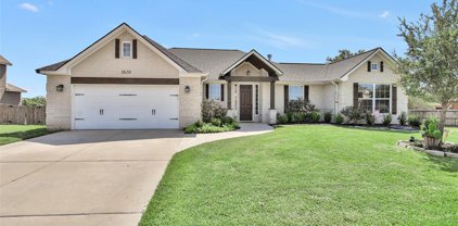 1610 Stone Ridge Drive, Navasota