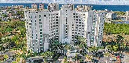 300 Dunes Boulevard Unit 905, Naples