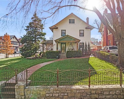 205 W 62nd Terrace, Kansas City