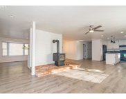 847 SLEEPY HOLLOW LOOP, Grants Pass image