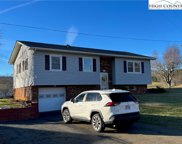 906 Greensboro Road, Crumpler image