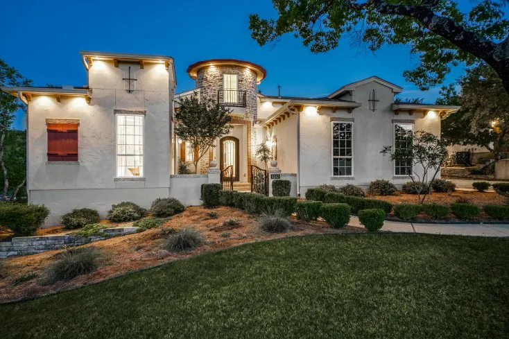 Property video thumbnail, home at dusk