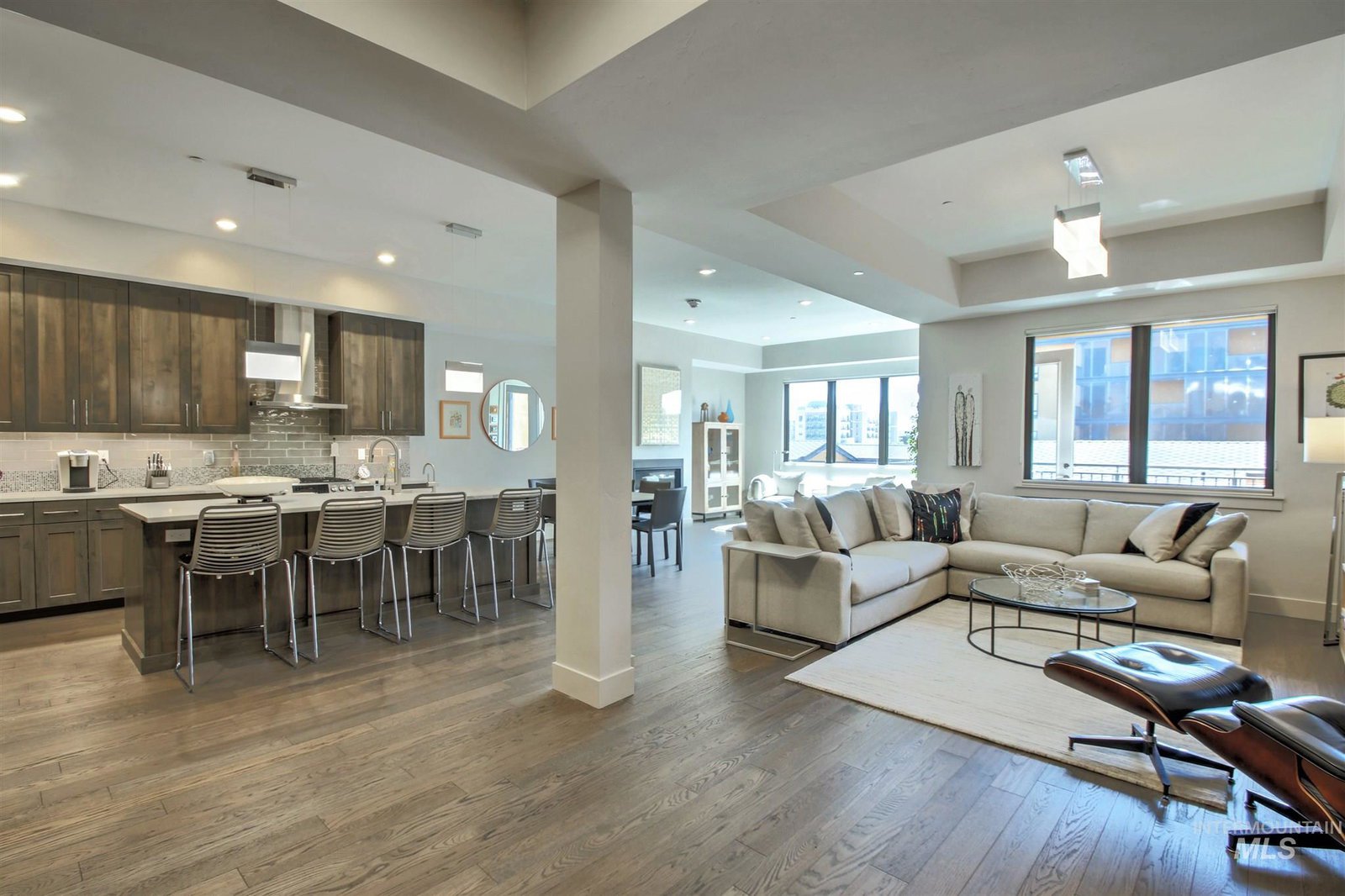 880 W River Street 412, Boise, Idaho 83702 MLS98898837 Residential