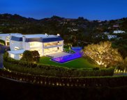 2571  Wallingford Dr, Beverly Hills image