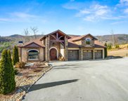3068 Smoky Bluff Tr, Sevierville image