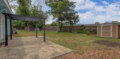 375 Lockener Ave, New Braunfels