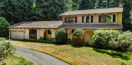 10800 Wachusett Road, Woodway