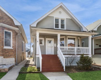 5349 W Berenice Avenue, Chicago