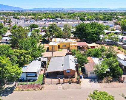 1086 Lura Place SW, Albuquerque
