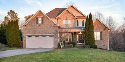 2016 Muirfield Place, Clemmons
