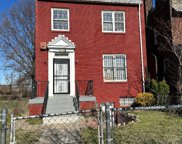 2419 Shannon Place Se, Washington image