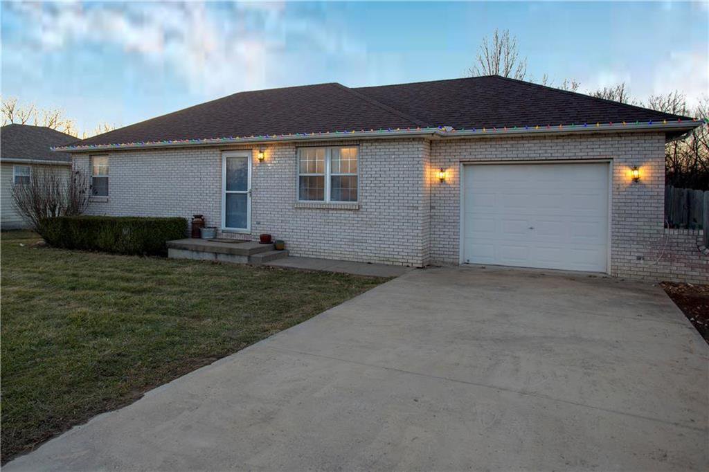 44 NW 291st Road, Centerview, 64019